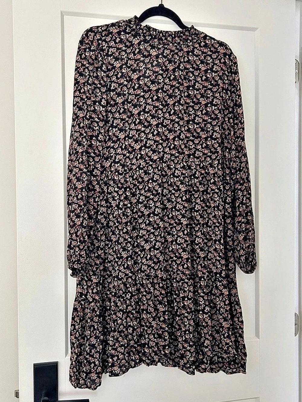Jardines & Domaine Floral Mini Dress in Black & Red Size 42 Like New
